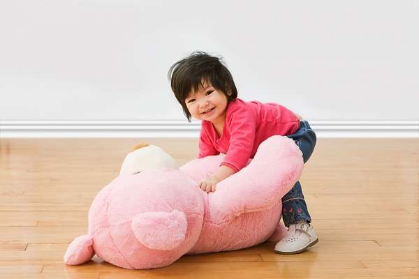 Gấu bông và sự phát triển cảm xúc của trẻ
